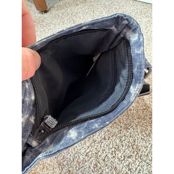 DAKINE JIVE mini purse/bag, adjustable strap; Canvas; Vintage; Gray with lace - Picture 8 of 9